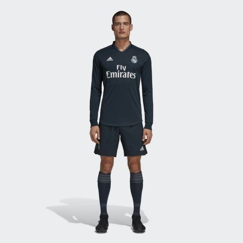 Футбольная форма Real Madrid Гостевая 2018 2019 лонгслив 2XL(52)