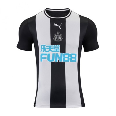 Футбольная футболка для детей Newcastle United Домашняя 2019 2020 M (рост 128 см)
